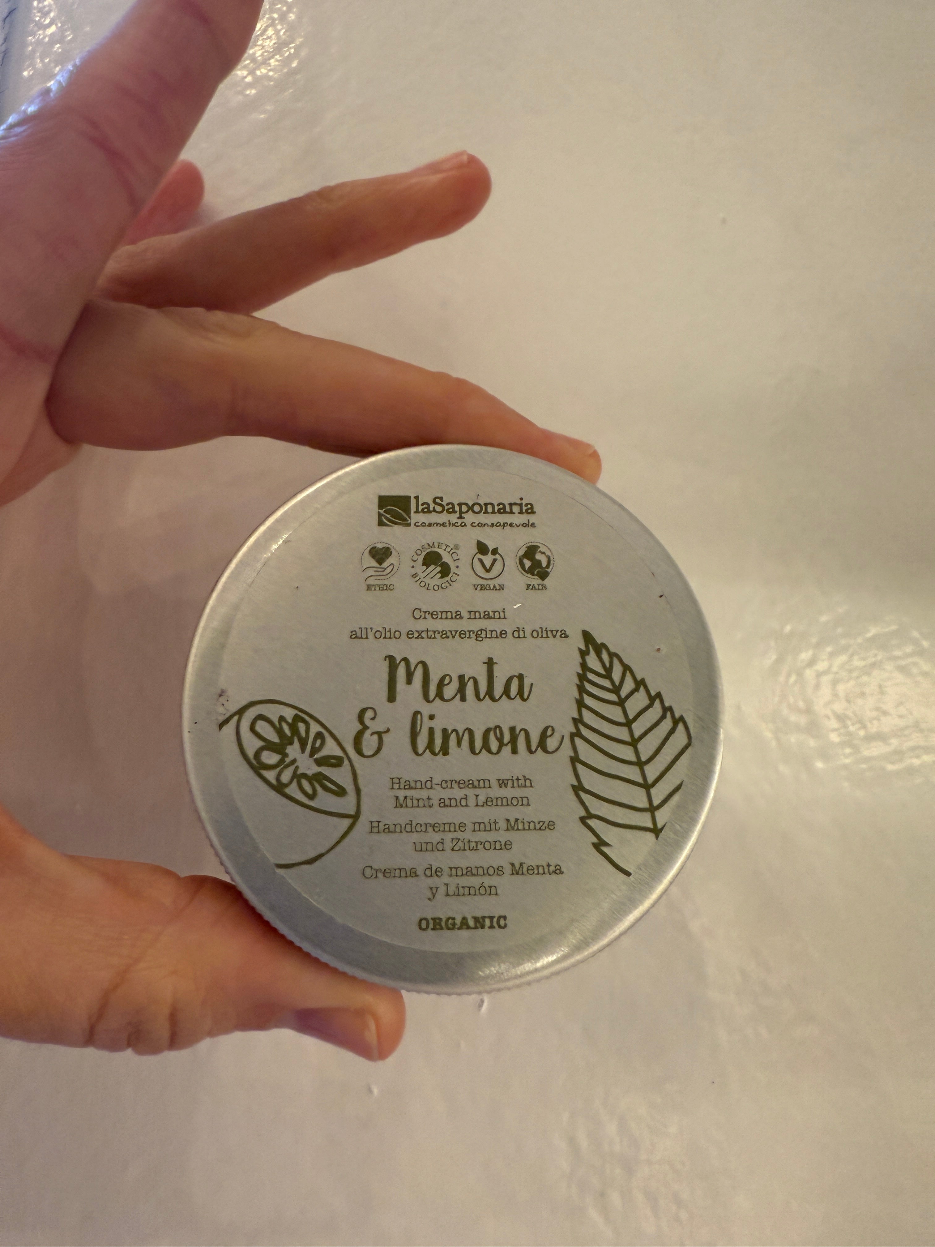 Limone and Extra-Virgin Olive Oil Treatment