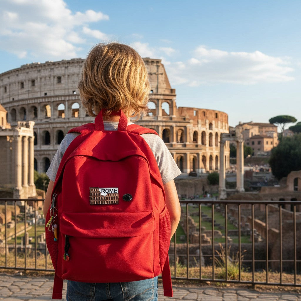 Il mio negozio Colosseum Icon metal lapel pin, detailed bronze and brick tones, with secure clutch backing.